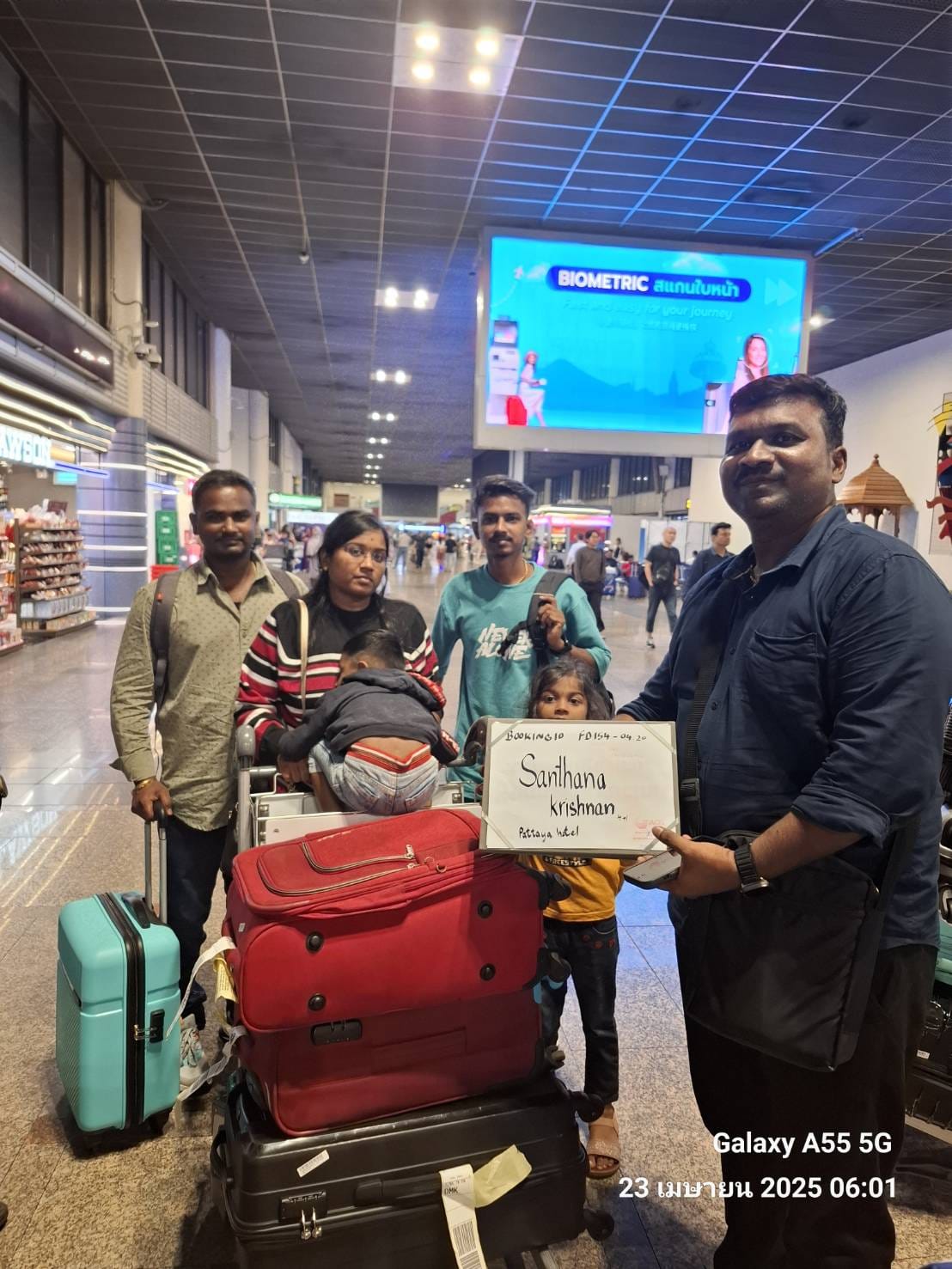 Mr. Santhanakrishnan & Family